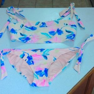 Bathing suit